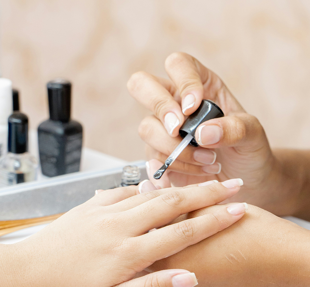 Manicura, pedicura y cera